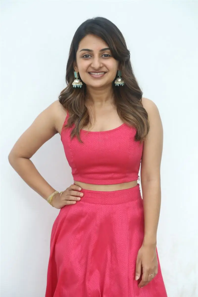 Telugu Girl Esther Anil In Pink Lehenga Choli